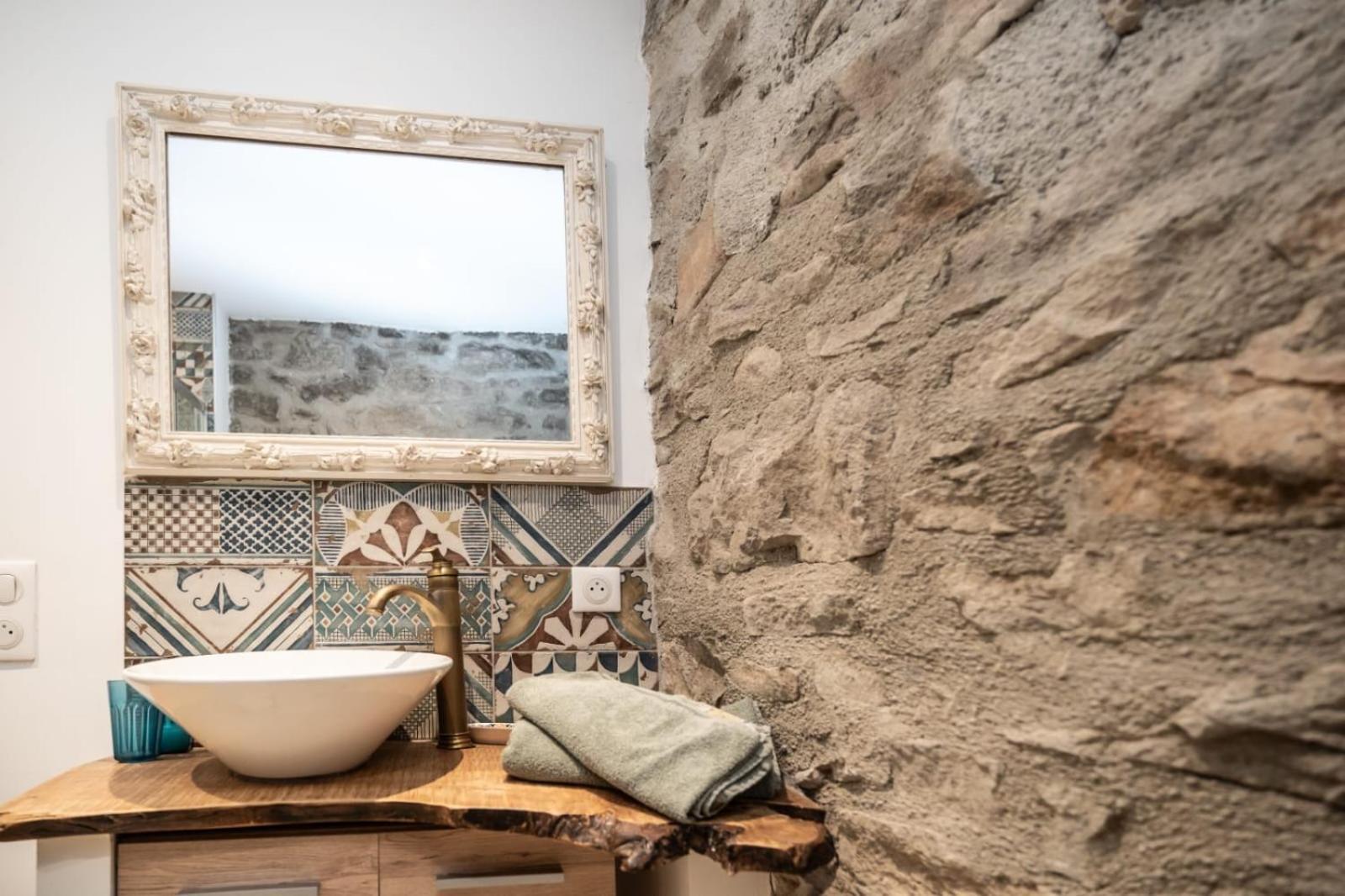 Petite Maison pleine nature La Bastide-Pradines Extérieur photo
