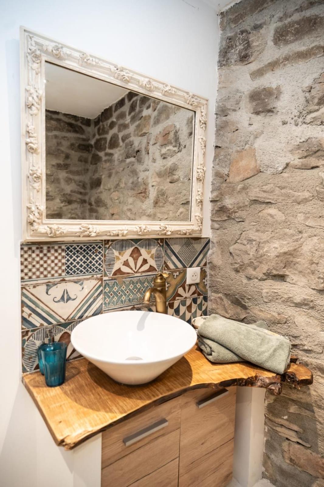 Petite Maison pleine nature La Bastide-Pradines Extérieur photo
